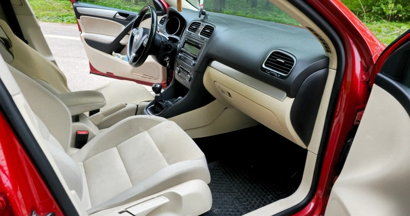 Volkswagen Golf cena 24900 przebieg: 156154, rok produkcji 2010 z Kraśnik małe 46